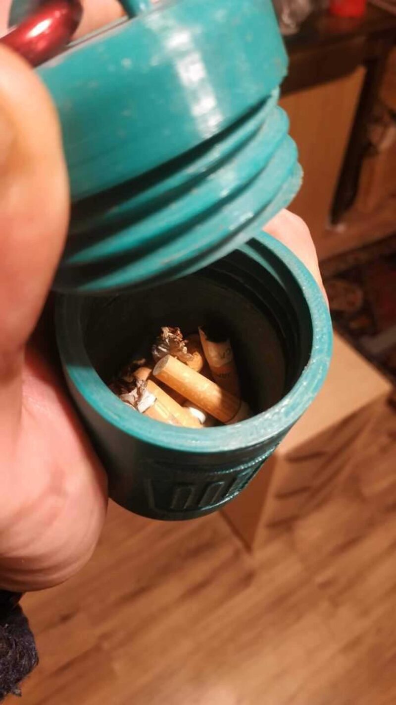 Sigara Çöp Kutusu - Taşınabilir Ve Kokusuz Plastik Aparat - Görsel 2