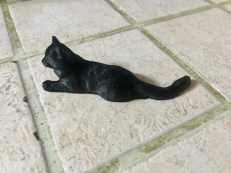 Yatan Kedi Heykeli Hediyelik Biblo