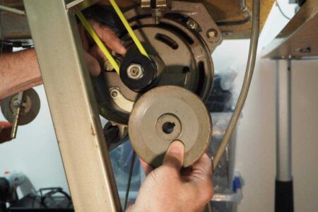 Mitsubishi Dikiş Makinesi İçin Küçük (50Mm) Motor Kasnağı Db-130 Plastik Aparat