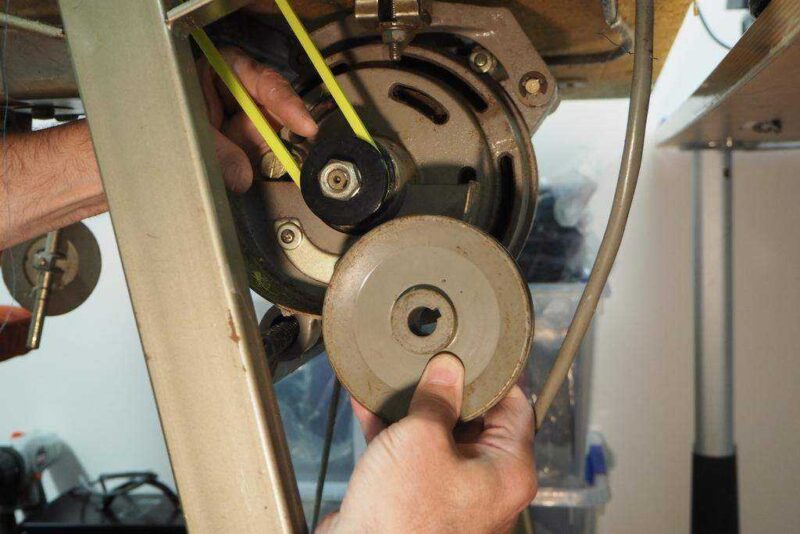 Mitsubishi Dikiş Makinesi İçin Küçük (50Mm) Motor Kasnağı Db-130 Plastik Aparat