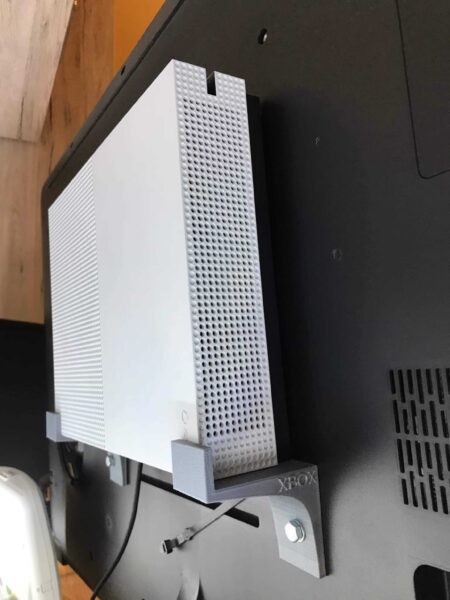 VESA montajı için Xbox One S tutucu