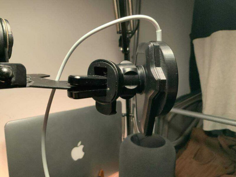 Magsafe Araba Tutucu Plastik Aparat - Görsel 3