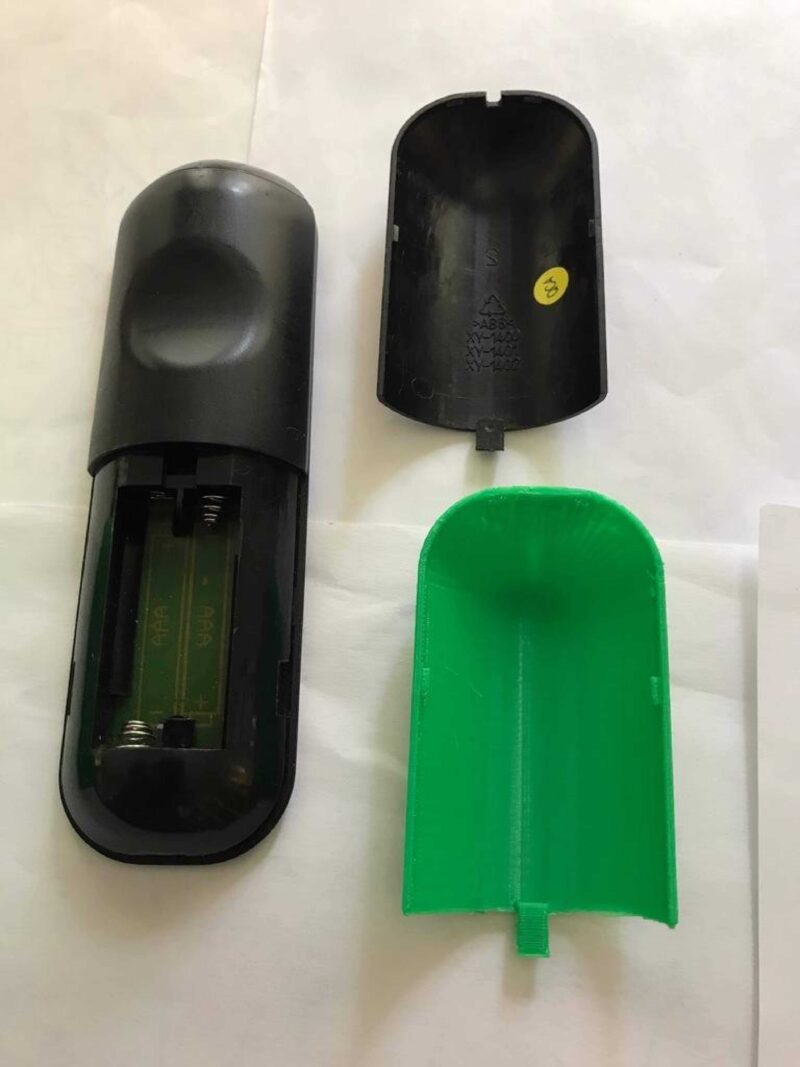 Küçük Roku Uzaktan Kumandası İçin Yedek Pil Kapağı Plastik Aparat - Görsel 3