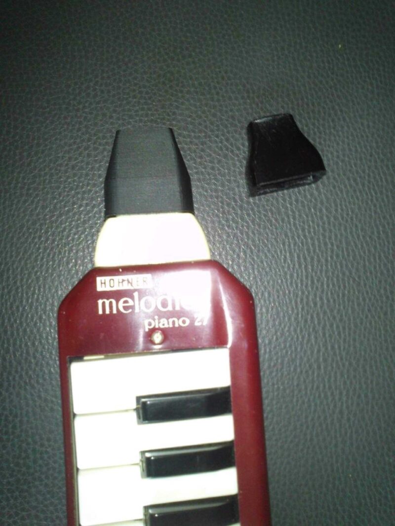 Basit Melodica Faturalanmış Plastik Aparat