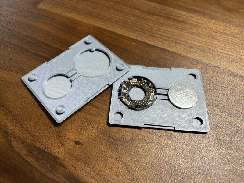 Airtag Cüzdanı Plastik Aparat - Görsel 2
