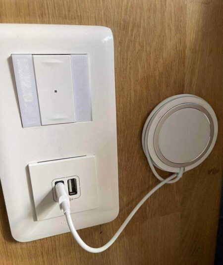 İphone 12 - Magsafe Destek Plastik Aparat