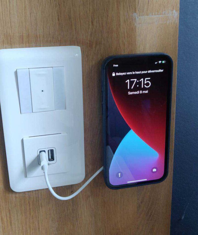 İphone 12 - Magsafe Destek Plastik Aparat - Görsel 2