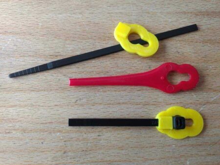 Zip Kravat Kullanarak Düzenleyici Bıçak Plastik Aparat
