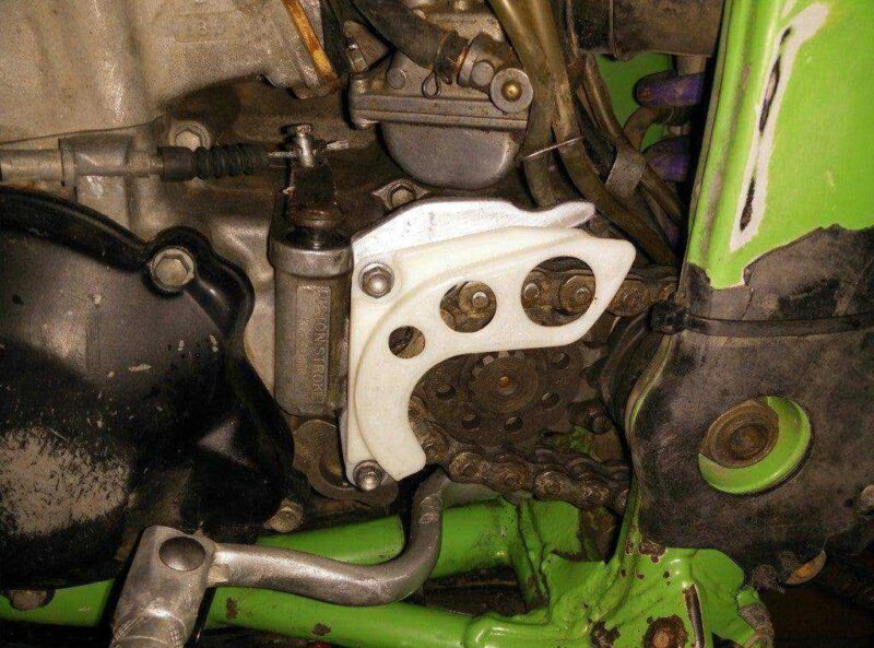 Motor Dişlisi Kapağı Kawasaki Kx 125/250 1999-2002 Plastik Aparat - Görsel 2