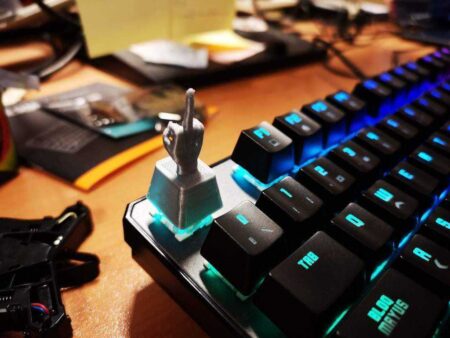 Kiraz Mx Keycap Middlefinger Ve Spock Plastik Aparat