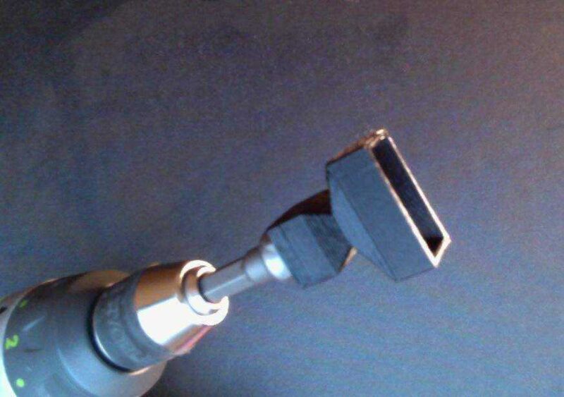 Gitar Teli Sarıcı Matkap Eki Plastik Aparat