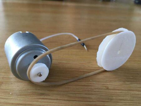 Lastik Bant İçin Dc Motor Tekerlekleri Plastik Aparat