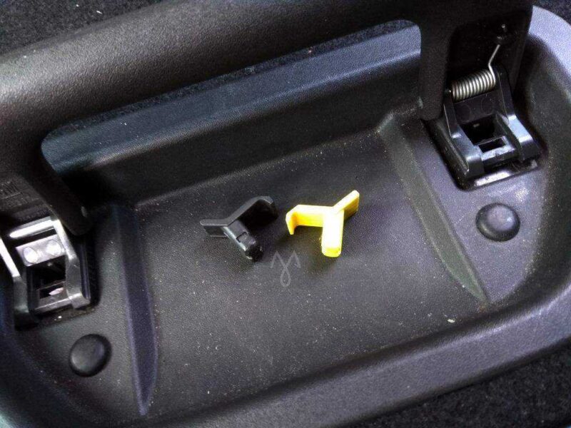 Oem Zafira B (Opel / Vauxhall) Katlanabilir Arka Koltuklar Kolu Klip Plastik Aparat