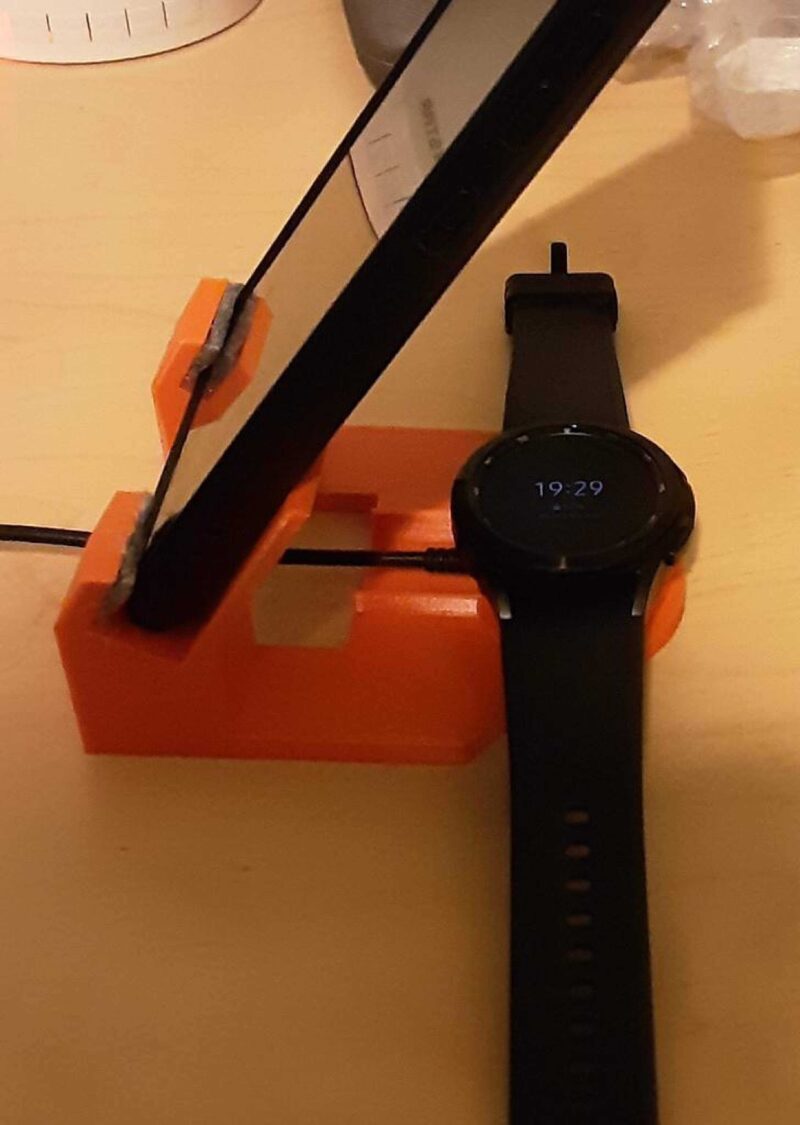 Telefon Standı + Galaxy Watch 4 Şarj Cihazı Plastik Aparat - Görsel 2
