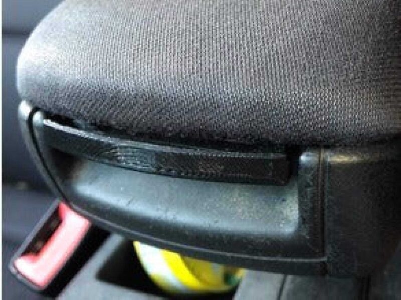 Audi A4 B6 / B7 Kolçak Kapak Mandalı