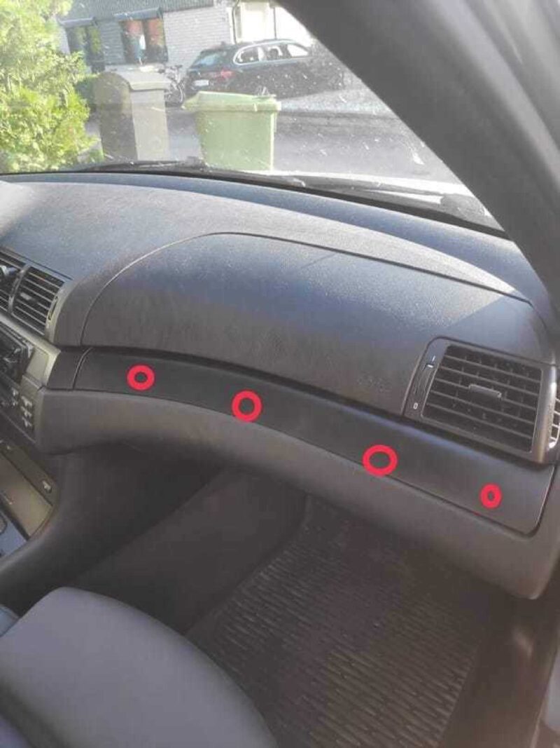 Bmw E46 Panel Gösterge Paneli İç Cıvata Plastik Aparat - Görsel 2