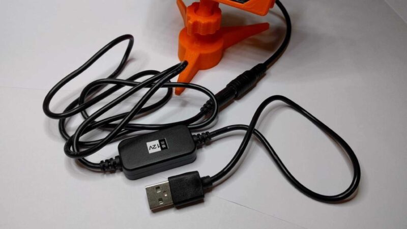Eski Bilgisayar Kasasından Usb Masa Fanı (80Mm) Plastik Aparat - Görsel 3