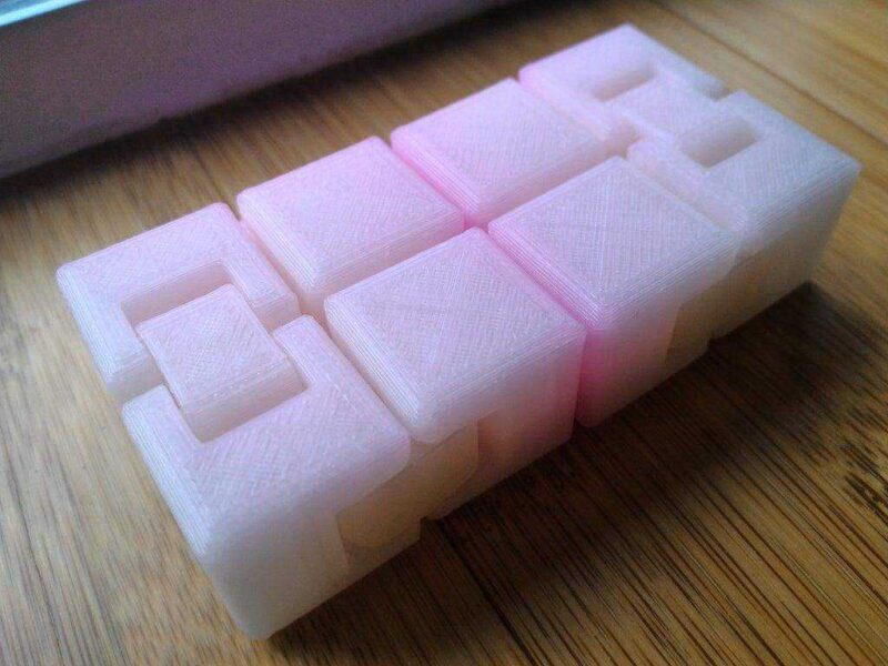 Başarısız Fidget Küp  Organik Plastikten Hediyelik Aksesuar - Görsel 2