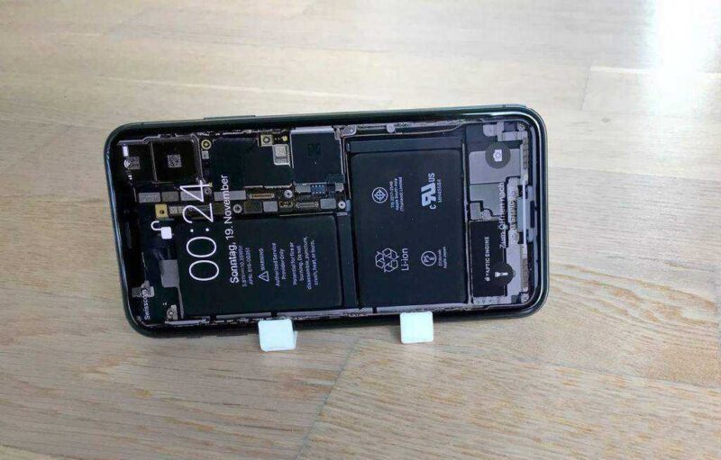 iPhone X masa standı / tutucu  Organik Plastikten Aparat - Görsel 4