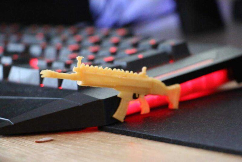 Fortnite Efsanevi Skar Plastik Aparat