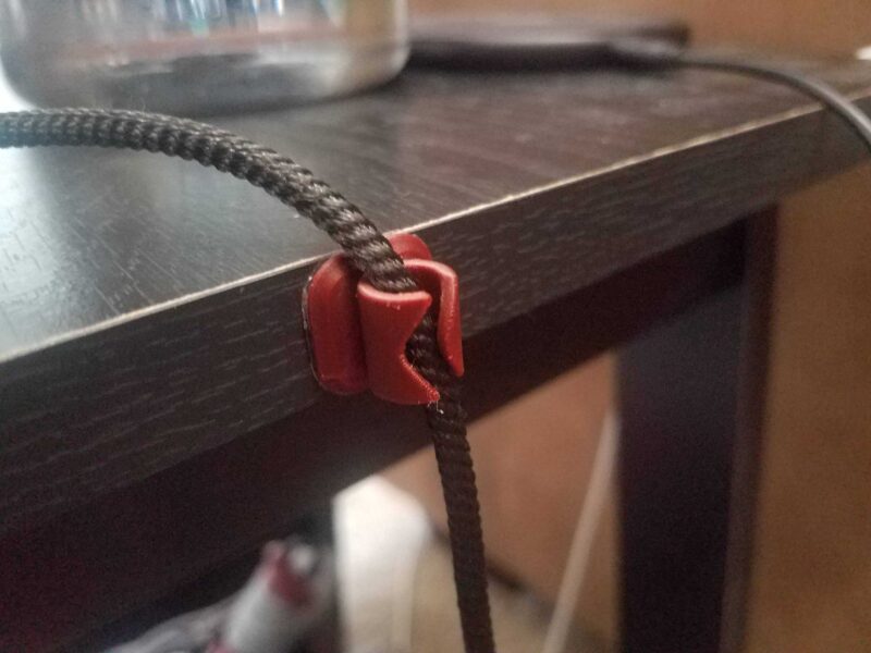 Kablo tutucu mini aparat koruyucu sallanma önleyici