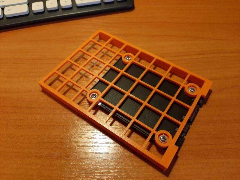 Ssd_Holder_V2_Remix Plastik Aparat - Görsel 2