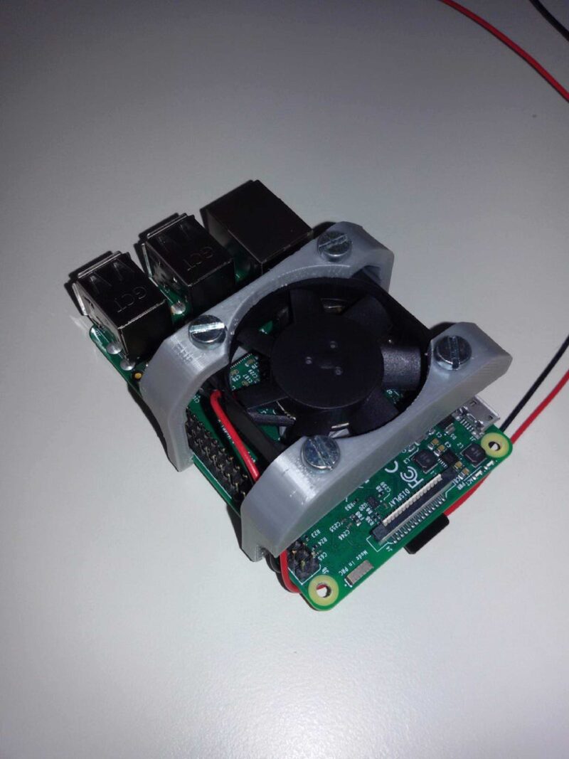 Raspberry Pi 3 Fan Tutucu  Organik Plastikten Aksesuar Aparat - Görsel 2