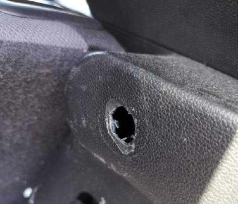 Hyundai İ20 Parsel Raf Gromit Plastik Aparat - Görsel 3