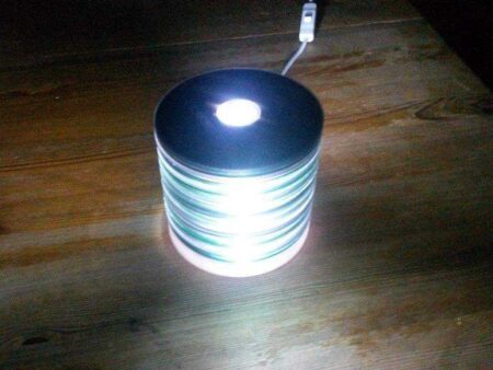 Geri Dönüşümlü Cd Lambası Plastik Aparat