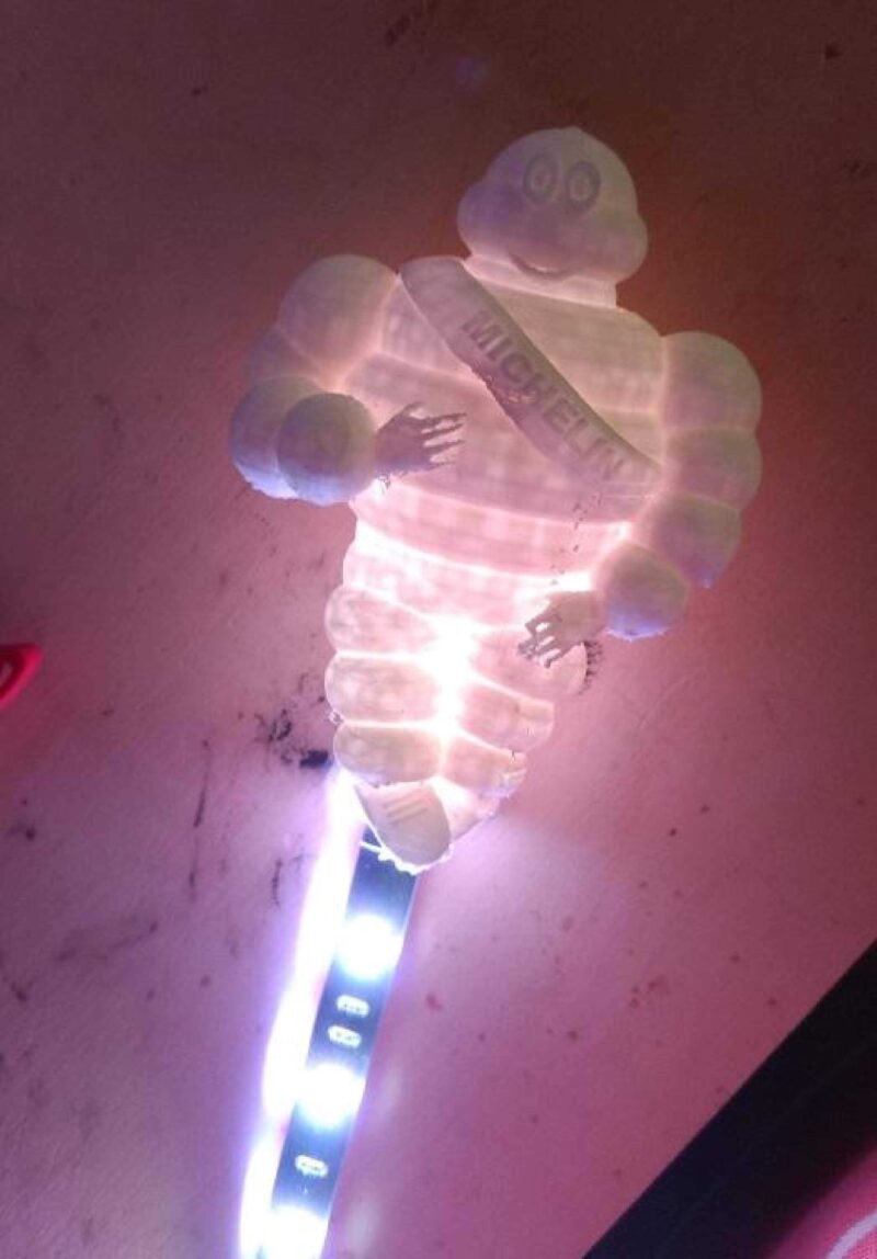 Montaj Ve Aydınlatma Standı İle Michelin Adam Plastik Aparat - Görsel 2