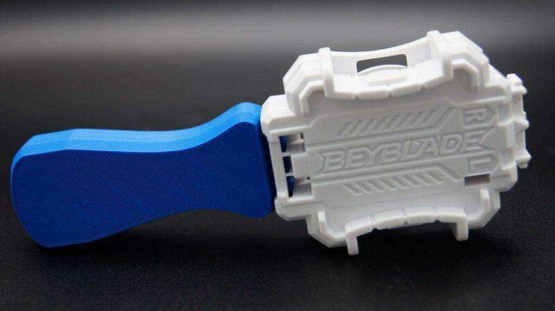 beyblade launcher grip  Organik Plastikten Aksesuar Aparat - Görsel 2