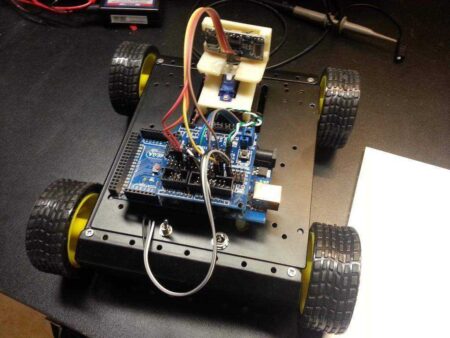 Eric İn Sainsmart 4Wd Arduino Robot Kodu Plastik Aparat