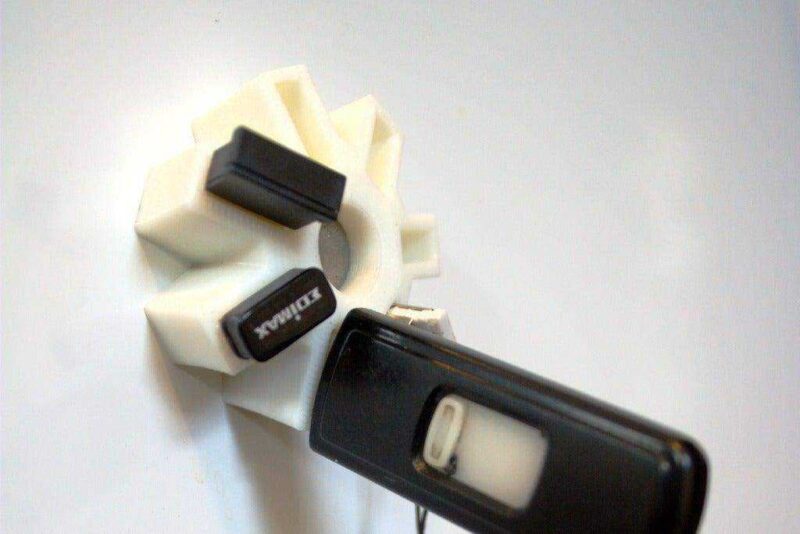 Delikli USB Tutucu Askısı Standı Aparatı Organizer Aparatı Stand
