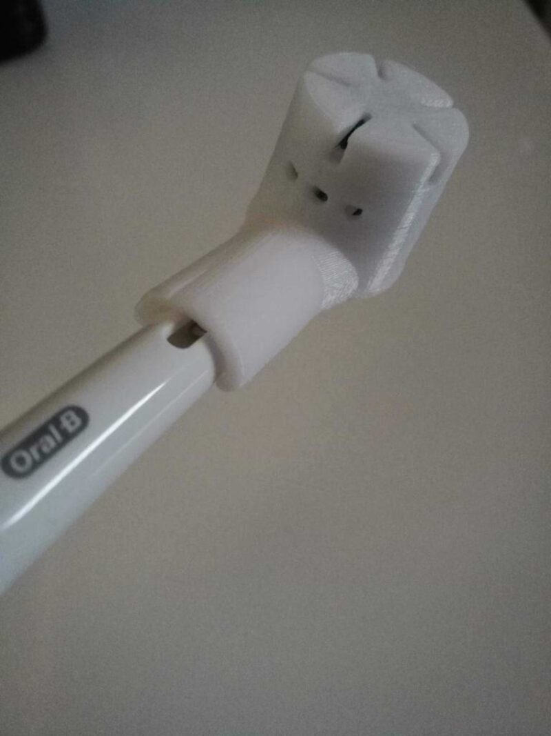 Oral-B Diş Fırçası Kapağı Plastik Aparat - Görsel 2