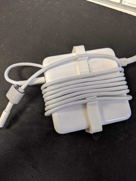 MacBook Pro USB-C 87W Güç Kaynağı Kablo Makarası Aparat Aparatı