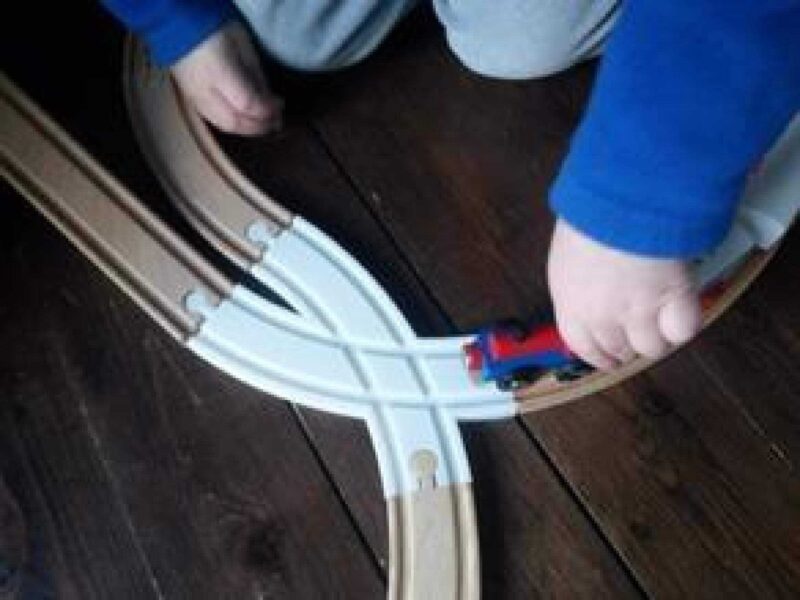 Oyuncak Ahşap Tren Parçası / Spielzeug Holzeisenbahn Schienen / Kreuzung Kurve 2 / Brio Thomas Ikea Ebay Kompatibel Plastik Aparat - Görsel 4