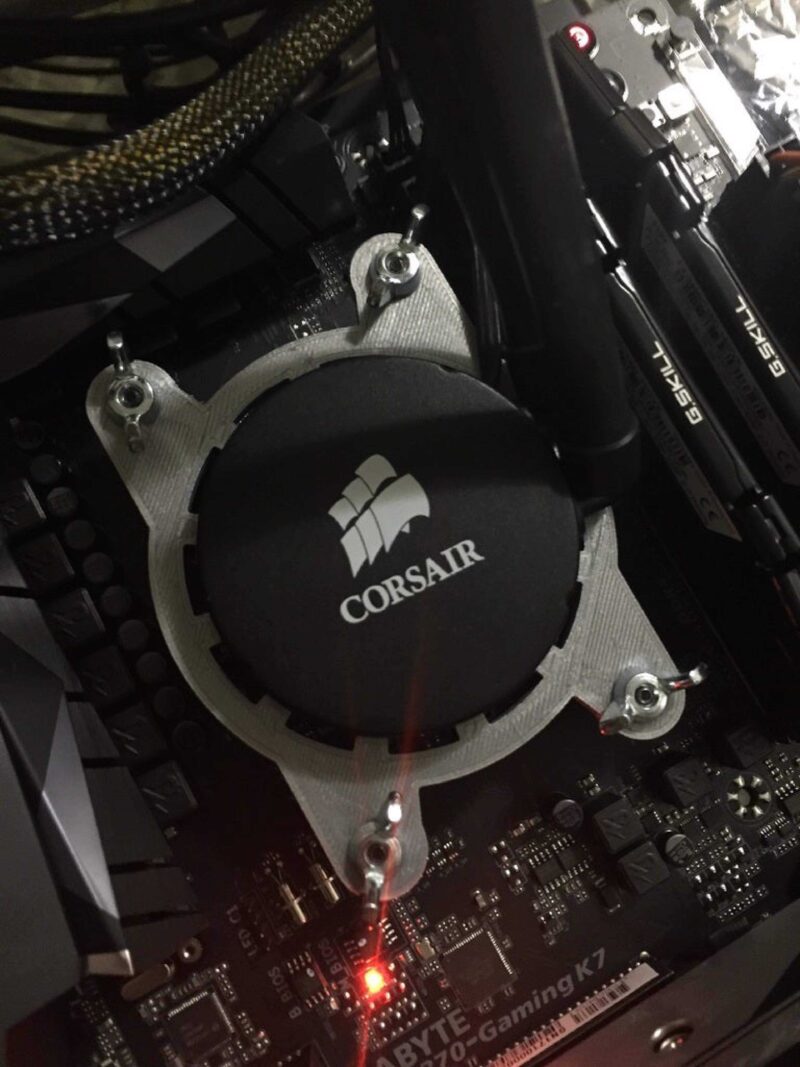 Corsair AIO soğutucular için AM4 braketi  Organik Plastikten