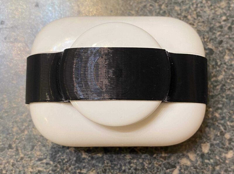 Airpods & Airpods Pro Airtag Sleeve Plastik Aparat - Görsel 4