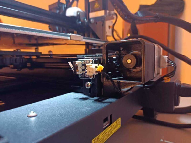 E3V2 - Y Ekseni Step Motor Damperi Montajı Plastik Aparat - Görsel 3