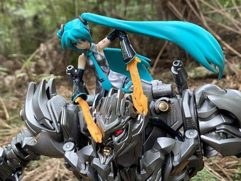 Hatsune Miku İçin Energon Bıçakları Plastik Aparat - Görsel 3