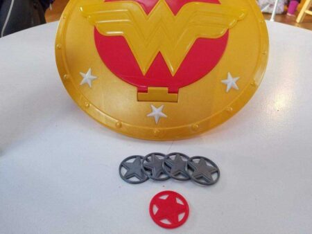 Wonder Woman Shield - Disk Shooter Plastik Aparat