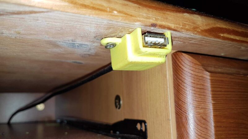 USB Uzatma Yuvası Tutucu Askısı Standı Aparatı Dekoratif Aksesuar - Görsel 3