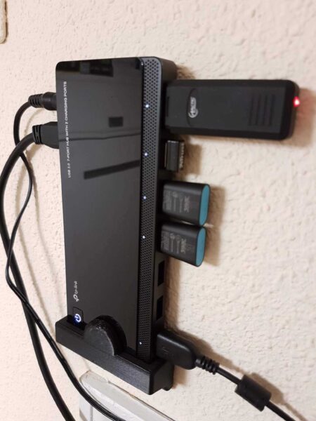 Tp-Link Uh720 Usb Hub İçin Duvara Montaj Plastik Aparat