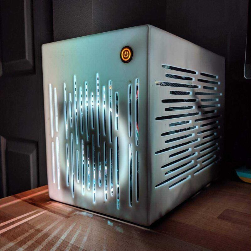 8.3L Ve 11.3L Mini-Itx Sff Pc Kılıfı Plastik Aparat - Görsel 2