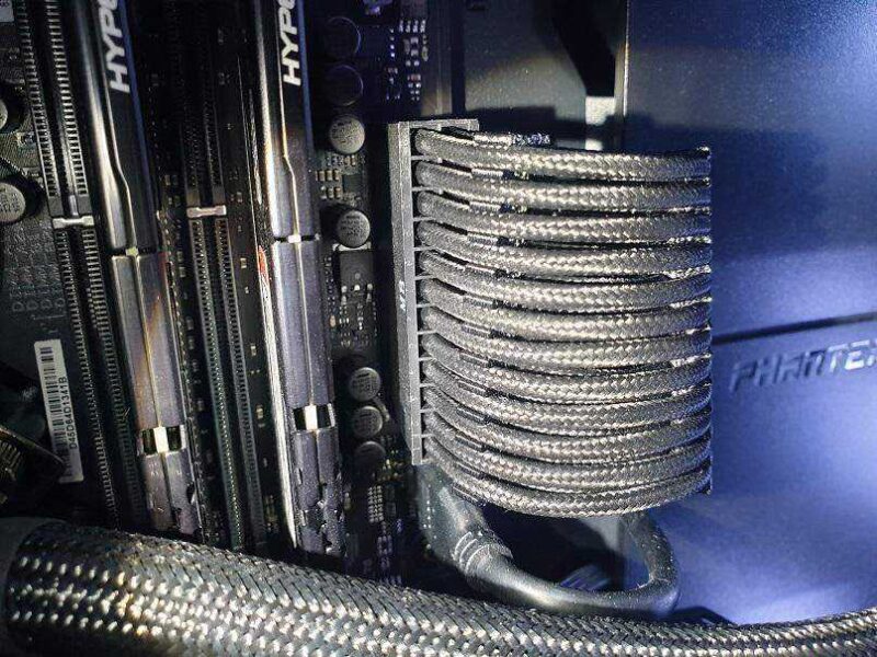 Soğutucu Master 16Awg Uzantıları İçin Kablo Tarak Plastik Aparat - Görsel 3
