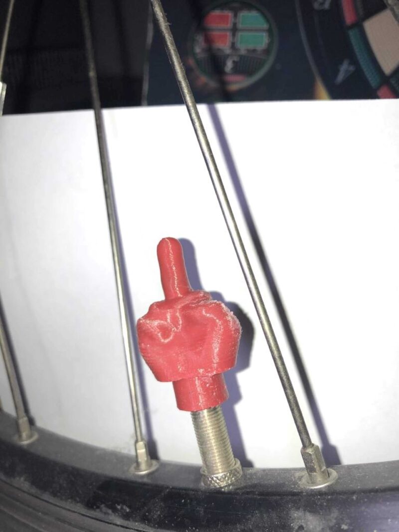 Lastik Valf Kapağı Orta Parmak Plastik Aparat - Görsel 3