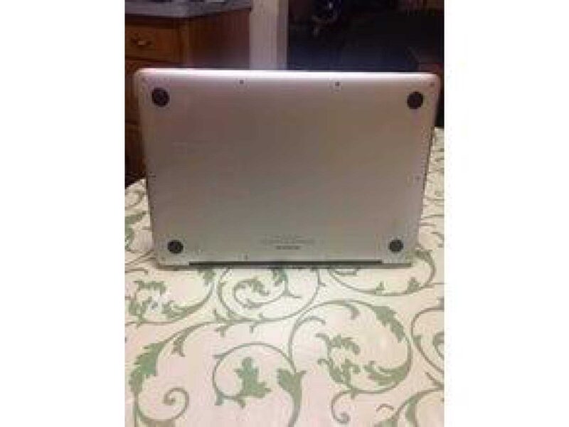 MAC BOOK PRO için koruyucu ayak (destek) Organik Plastikten - Görsel 3