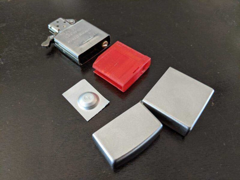 Zippo Depolama Bölmesi Plastik Aparat