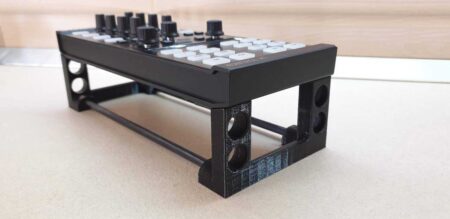 Traktor Kontrol Standı Plastik Aparat