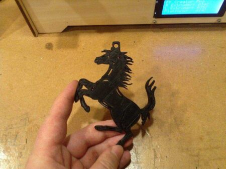 Ferrari Logo At Anahtarlık Organik Plastikten Aksesuar Zincirsiz